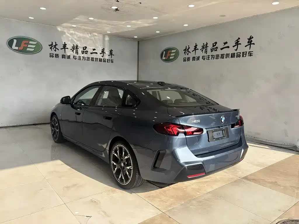 BMW 2 Series 2025 из CN, фото 8