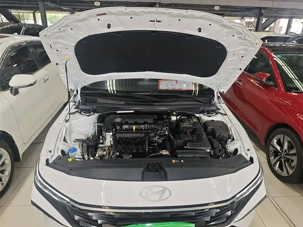Hyundai Elantra 2024 из CN, фото 10