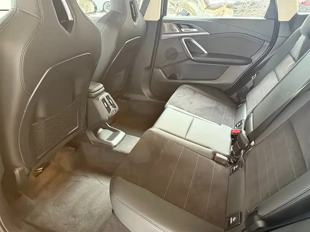 BMW X1 2024 из CN, фото 6