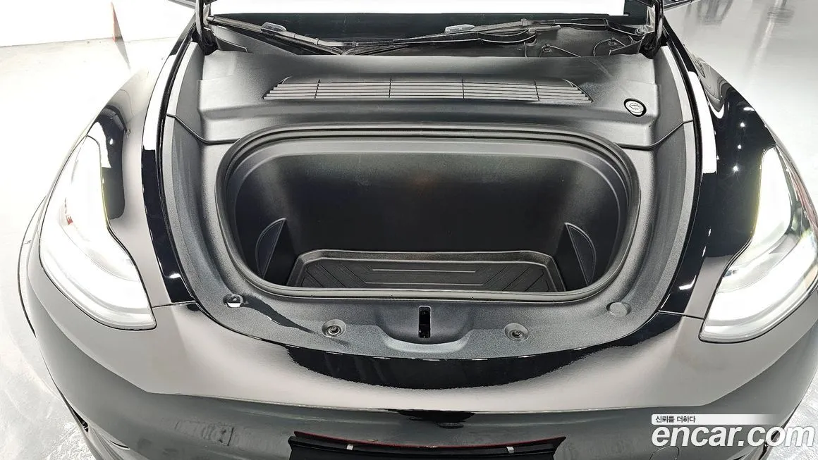 Tesla Model Y 2024 из KR, фото 6