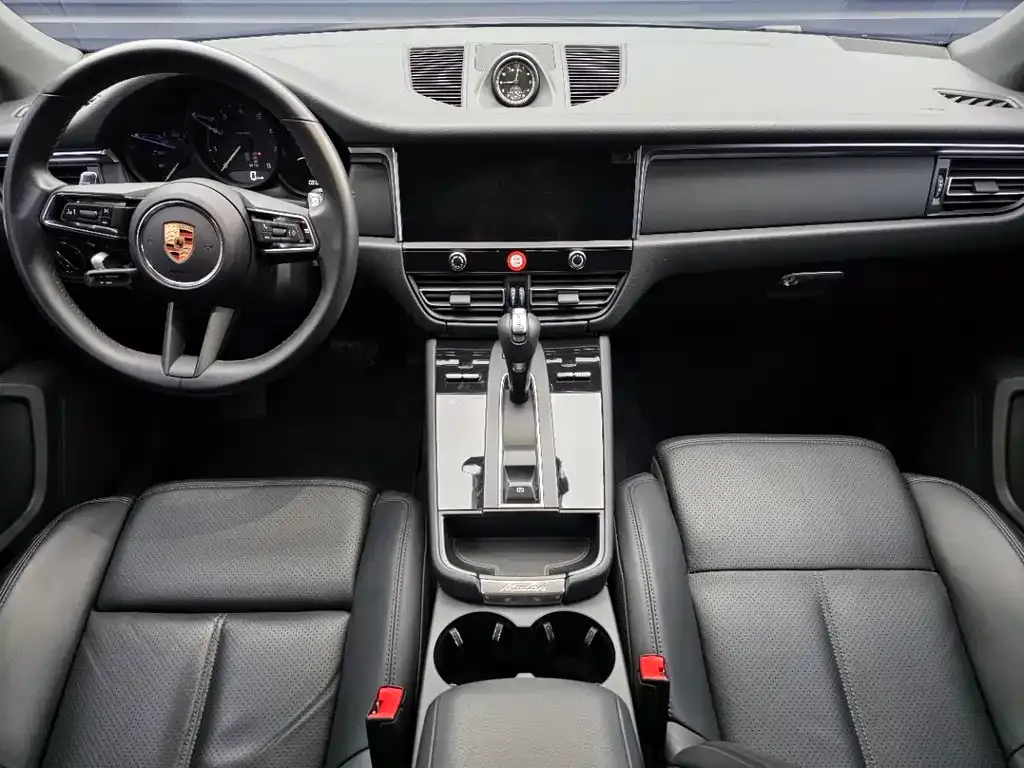 Porsche Macan 2024 из CN, фото 6