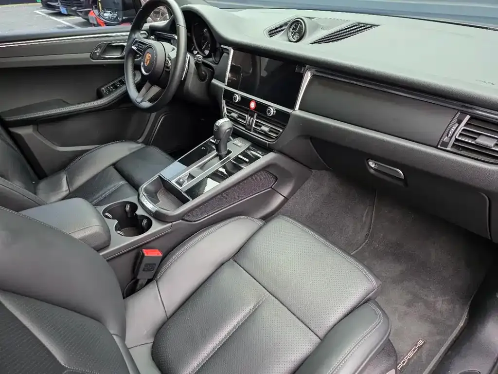Porsche Macan 2024 из CN, фото 9