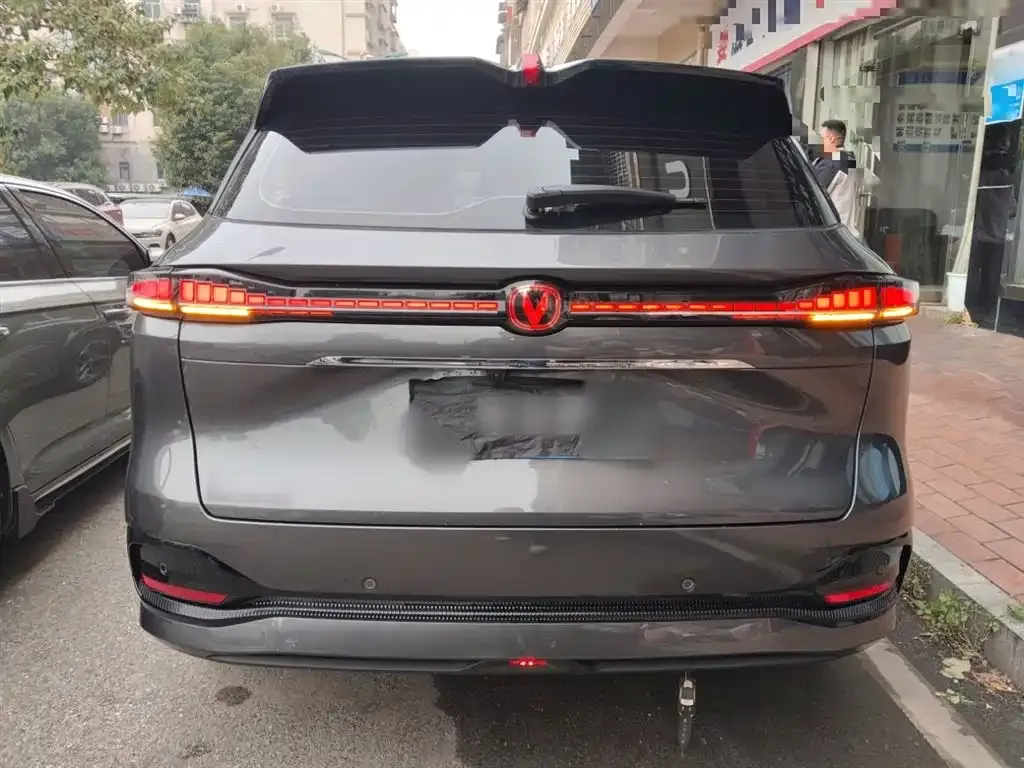 Changan CS75PLUS 2024 из CN, фото 6