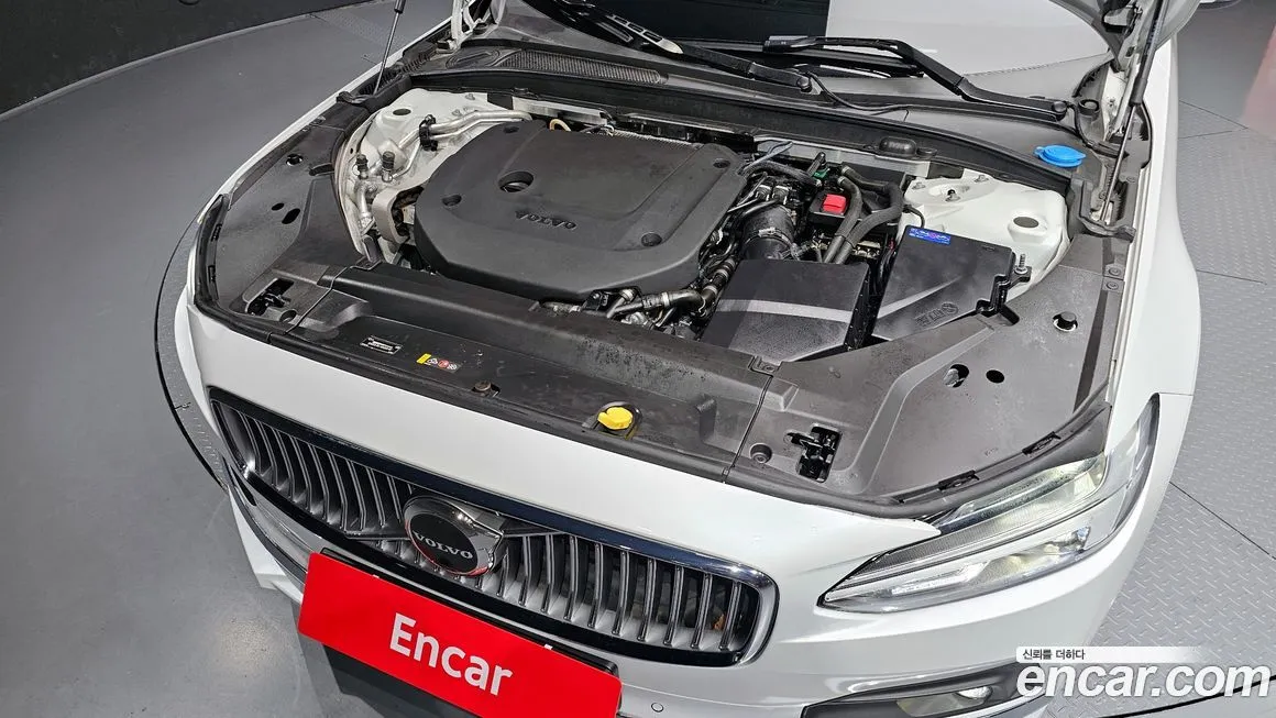 Volvo S90 2023 из KR, фото 6
