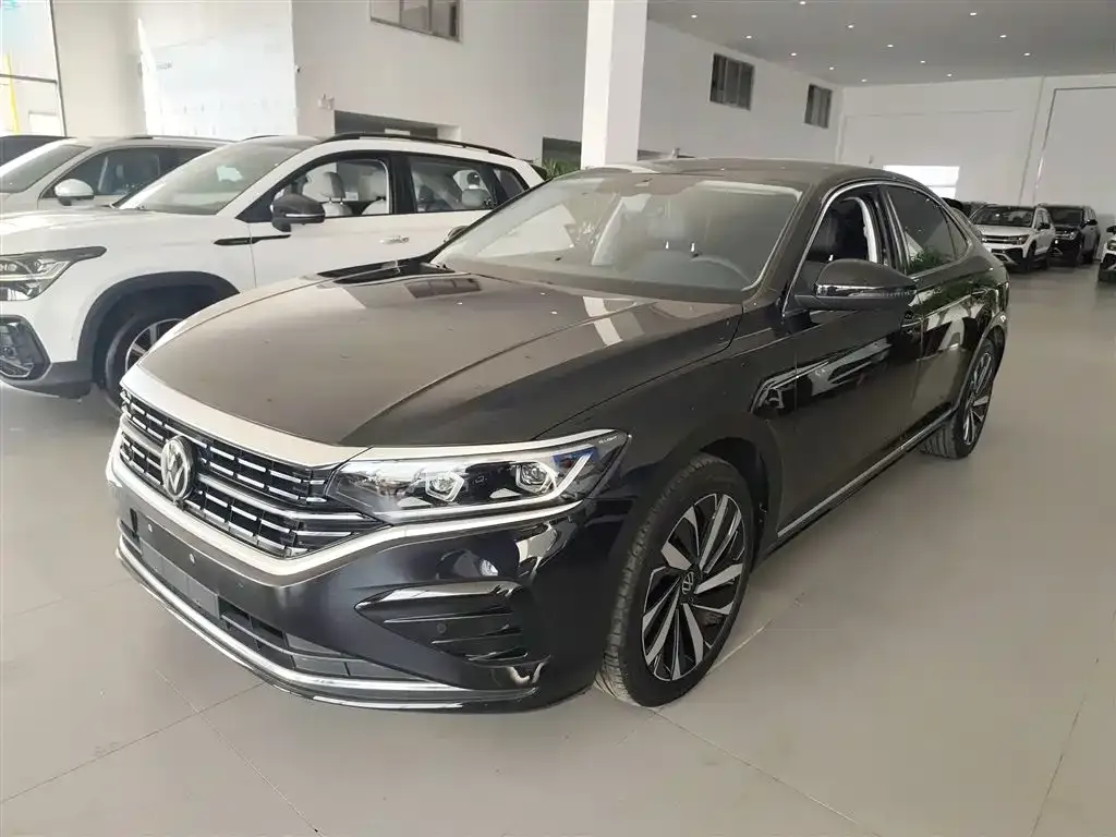 Volkswagen Passat 2024 из CN, фото 2