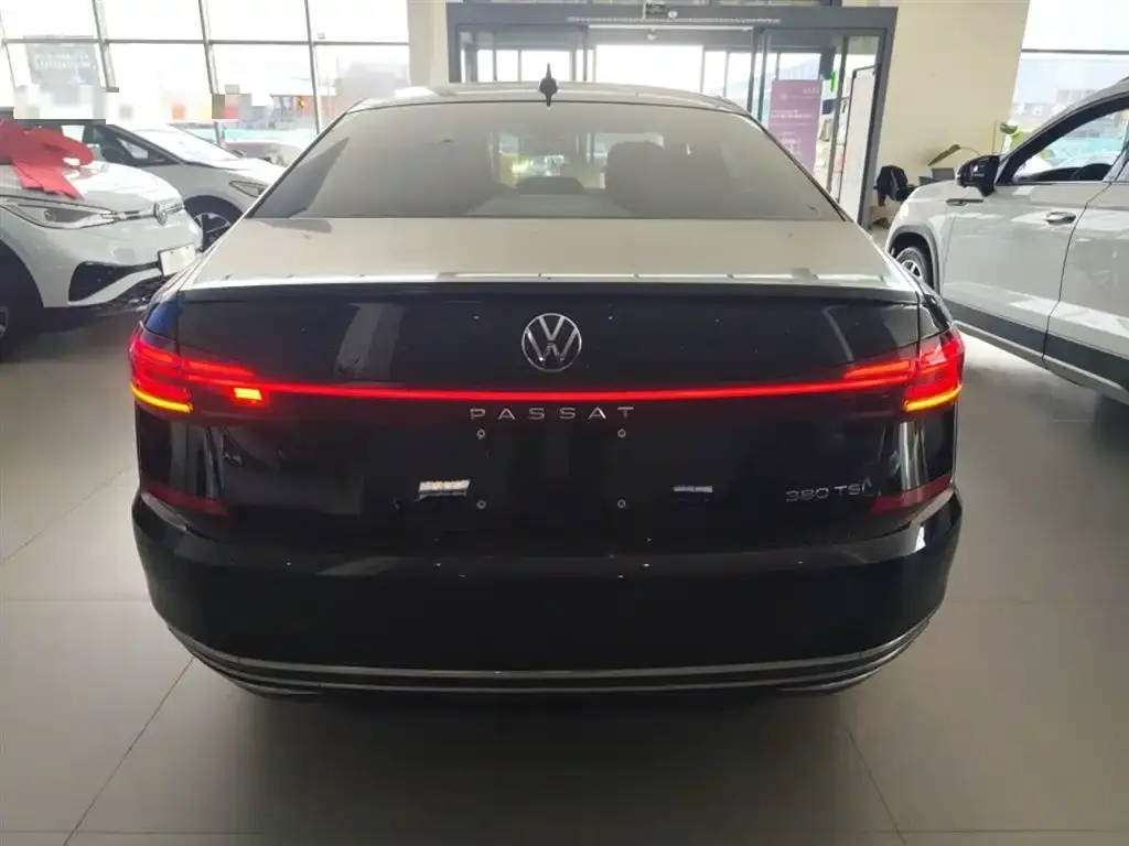 Volkswagen Passat 2024 из CN, фото 6