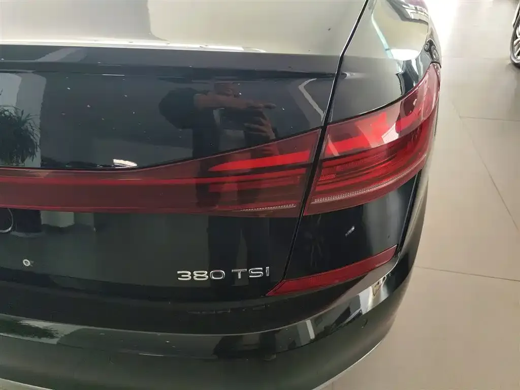 Volkswagen Passat 2024 из CN, фото 8