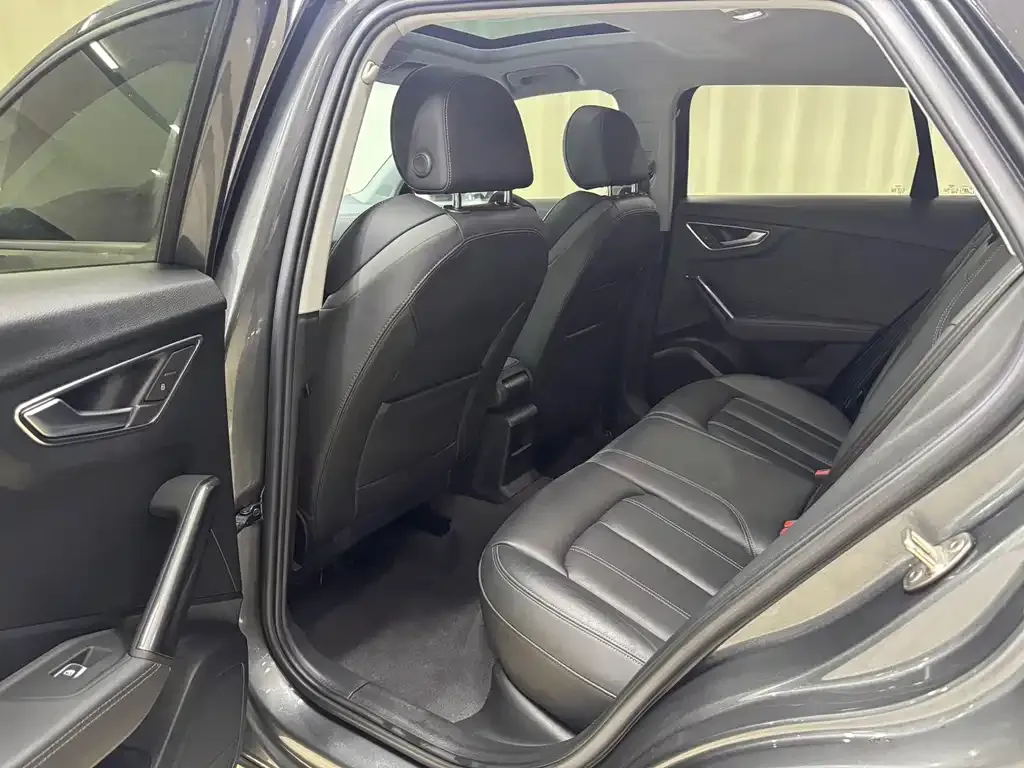Audi Q2L 2022 из CN, фото 8