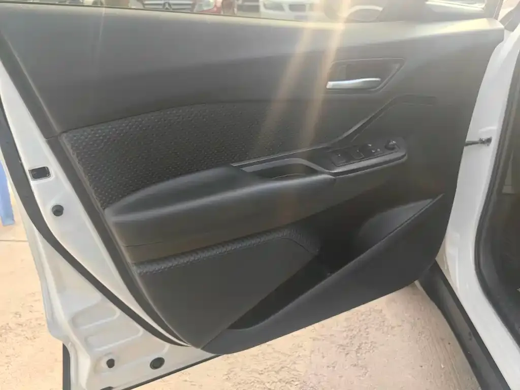 Toyota C-HR 2021 из CN, фото 5