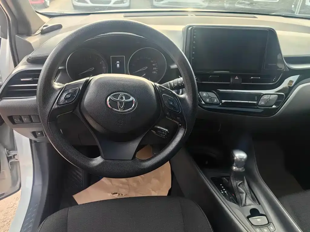 Toyota C-HR 2021 из CN, фото 9