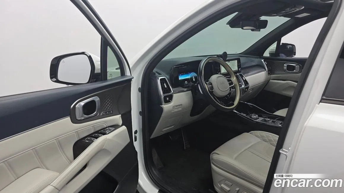 Kia Sorento — фото 10