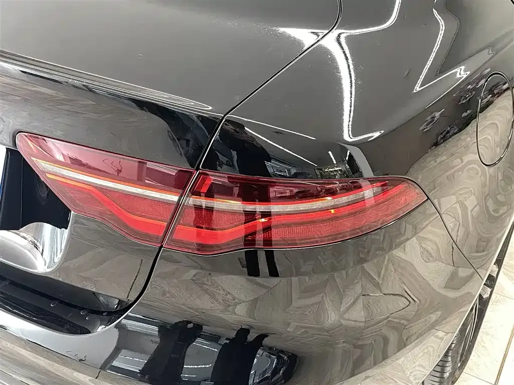 Jaguar XEL 2023 из CN, фото 10