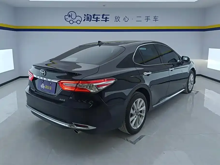 Toyota Camry 2023 из CN, фото 3