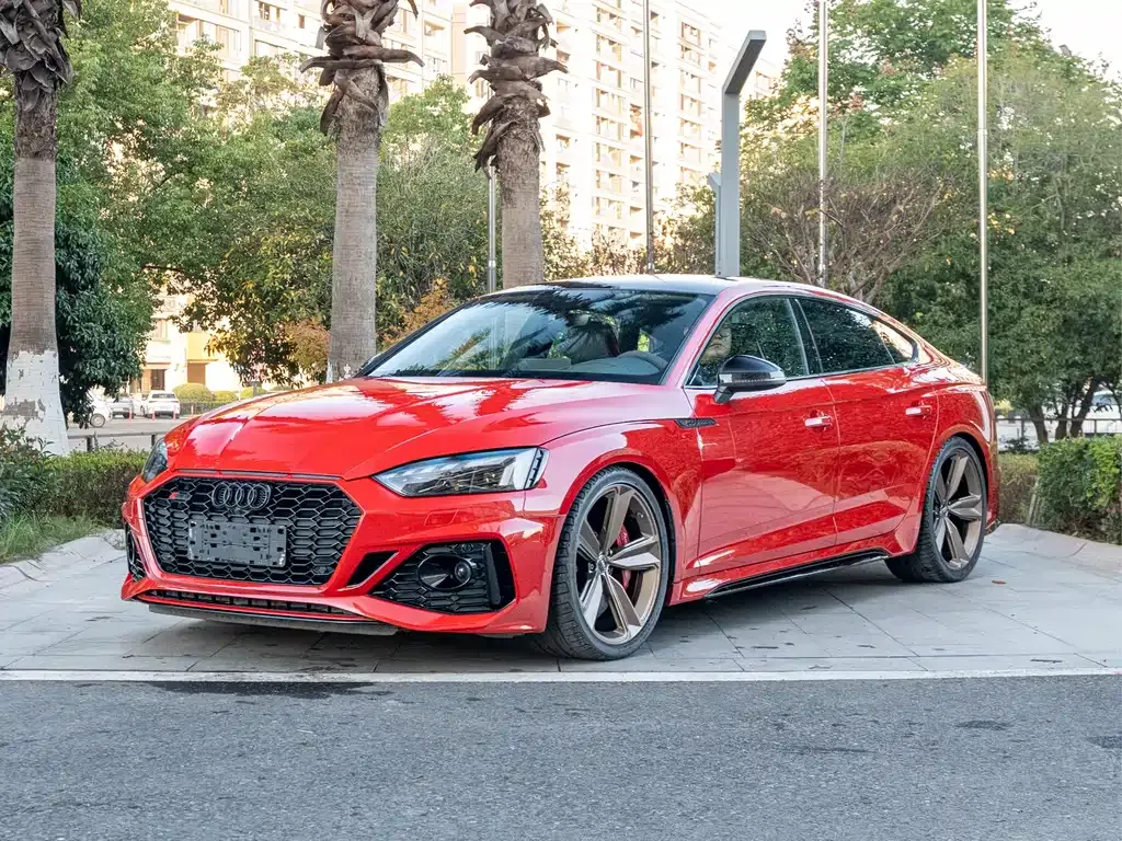 Audi RS 5 — фото 1