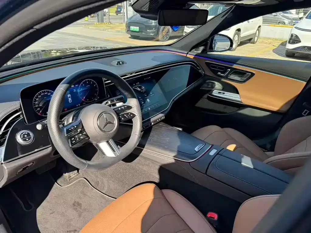 Mercedes-Benz E-Class 2023 из CN, фото 4