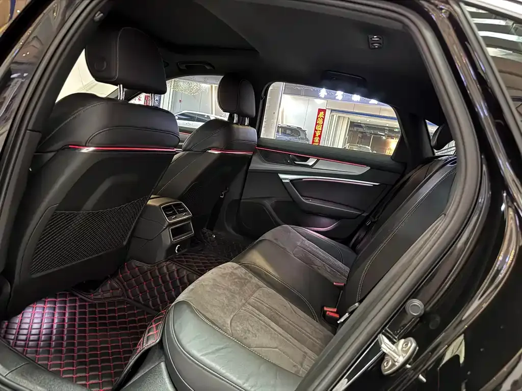 Audi A6L 2022 из CN, фото 7