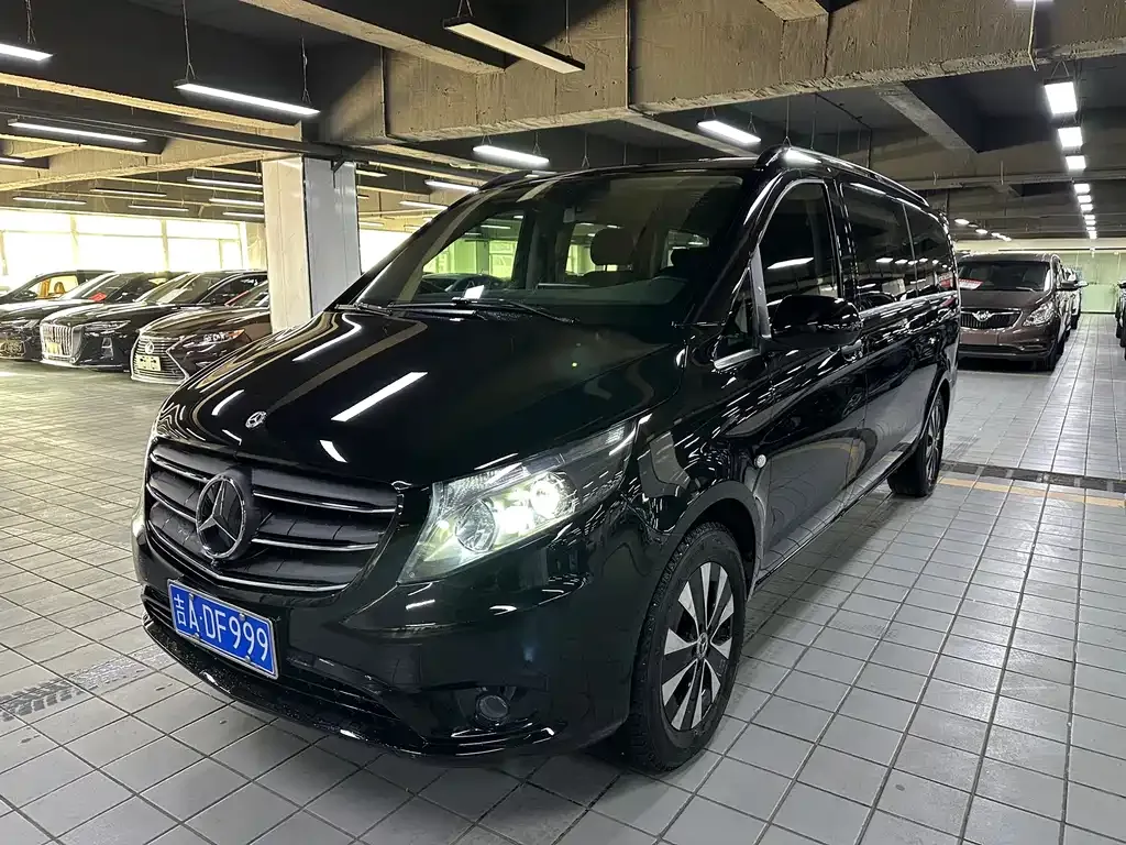 Mercedes-Benz Vito — фото 1