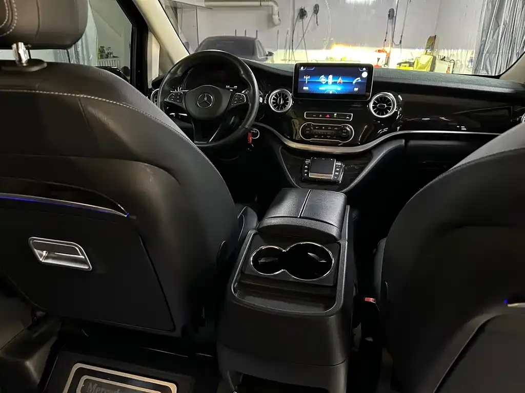 Mercedes-Benz Vito — фото 10