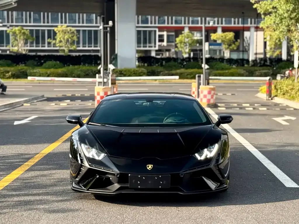 Lamborghini Huracan 2024 из CN, фото 1