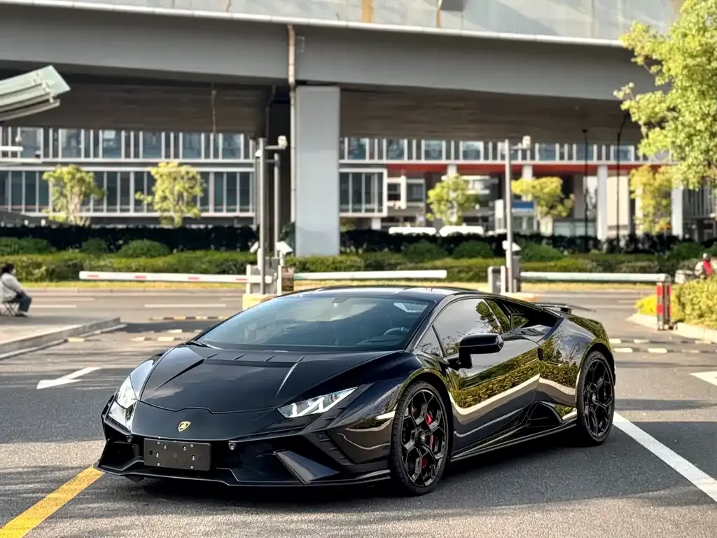 Lamborghini Huracan 2024 из CN, фото 2