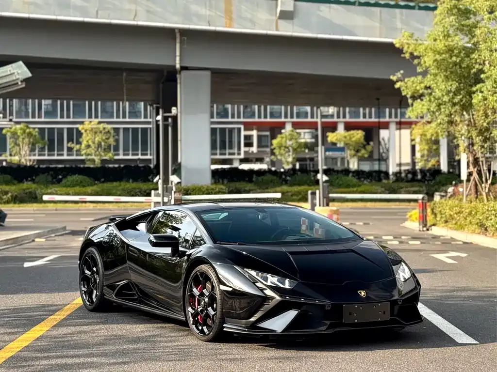 Lamborghini Huracan 2024 из CN, фото 3