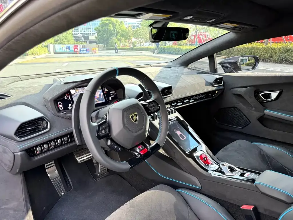 Lamborghini Huracan 2024 из CN, фото 5