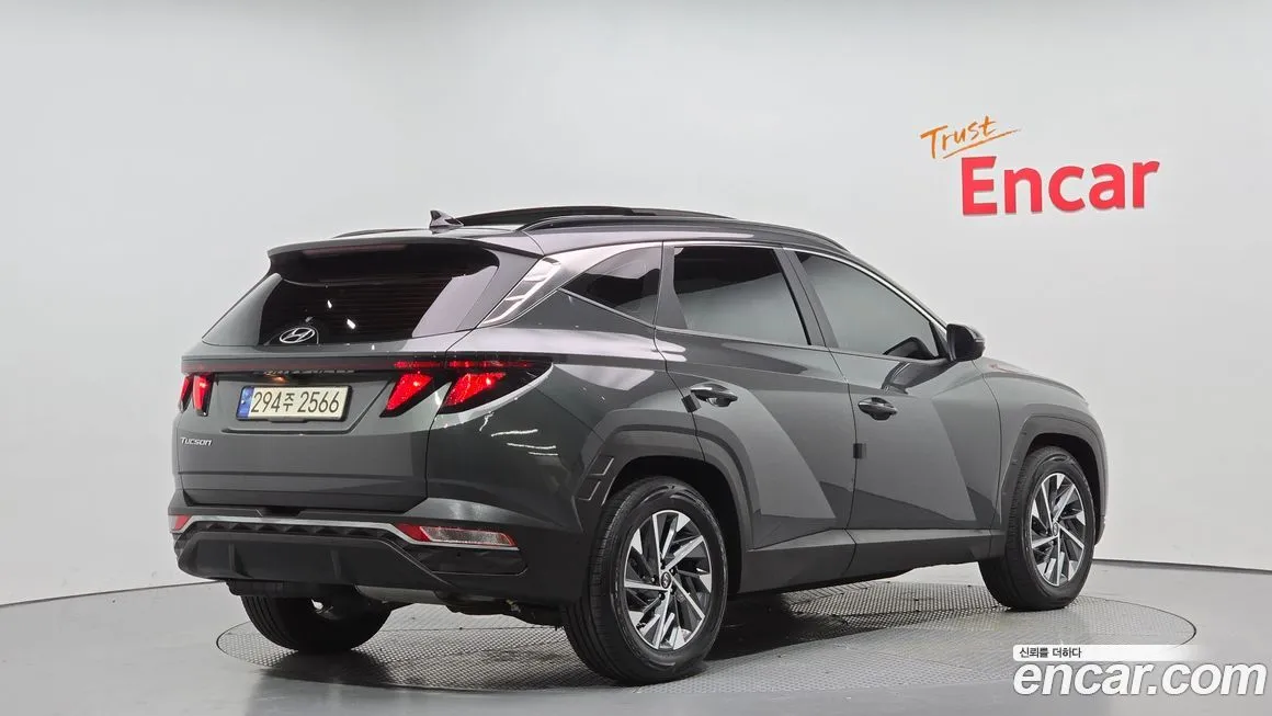 Hyundai Tucson 2021 из KR, фото 2