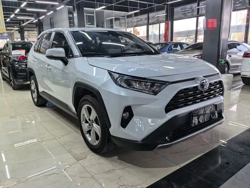 Toyota RAV4 2021 из CN, фото 3