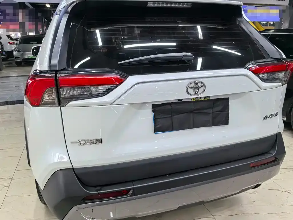 Toyota RAV4 2021 из CN, фото 5