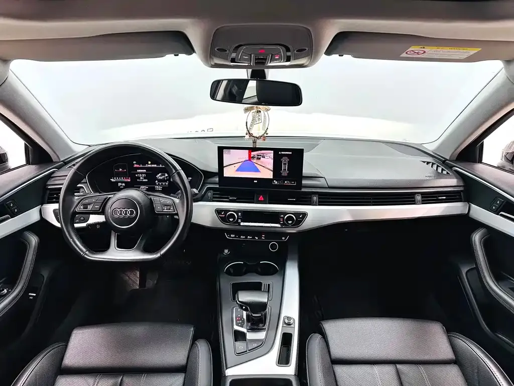 Audi A4L 2023 из CN, фото 8