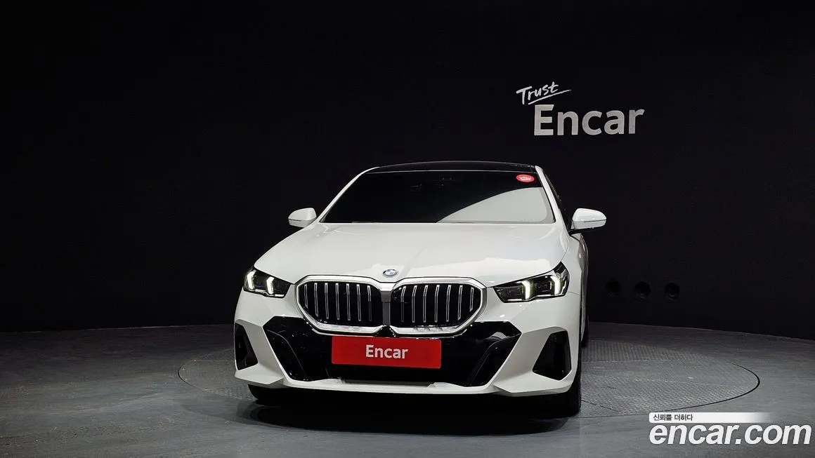 BMW 5-Series 2025 из KR, фото 3