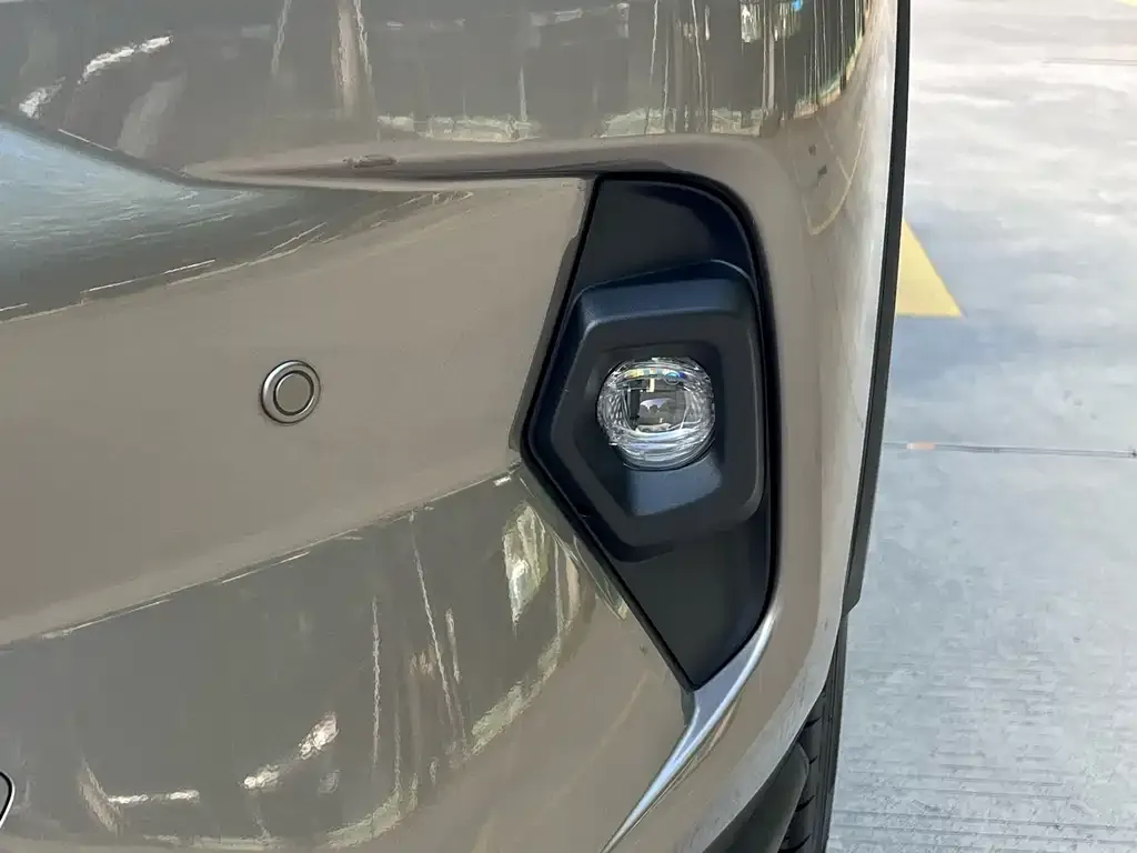 Toyota RAV4 — фото 7