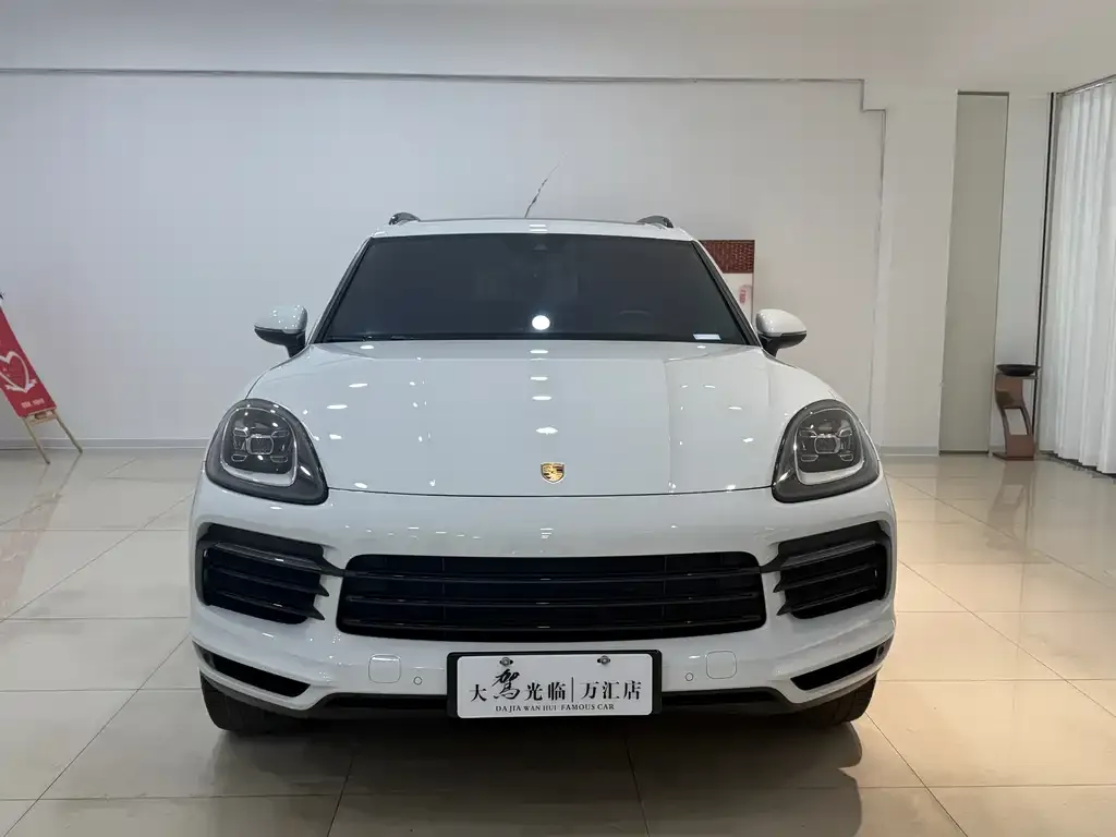 Porsche Cayenne Hybrid 2022 из CN, фото 2