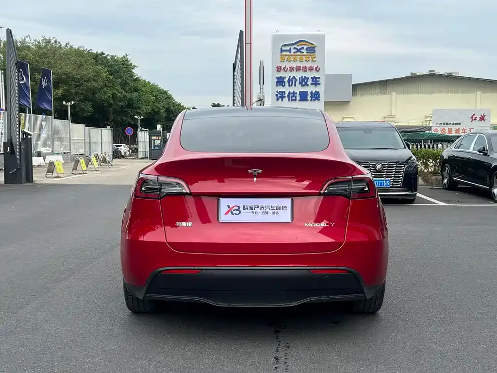 Tesla Model Y 2023 из CN, фото 5