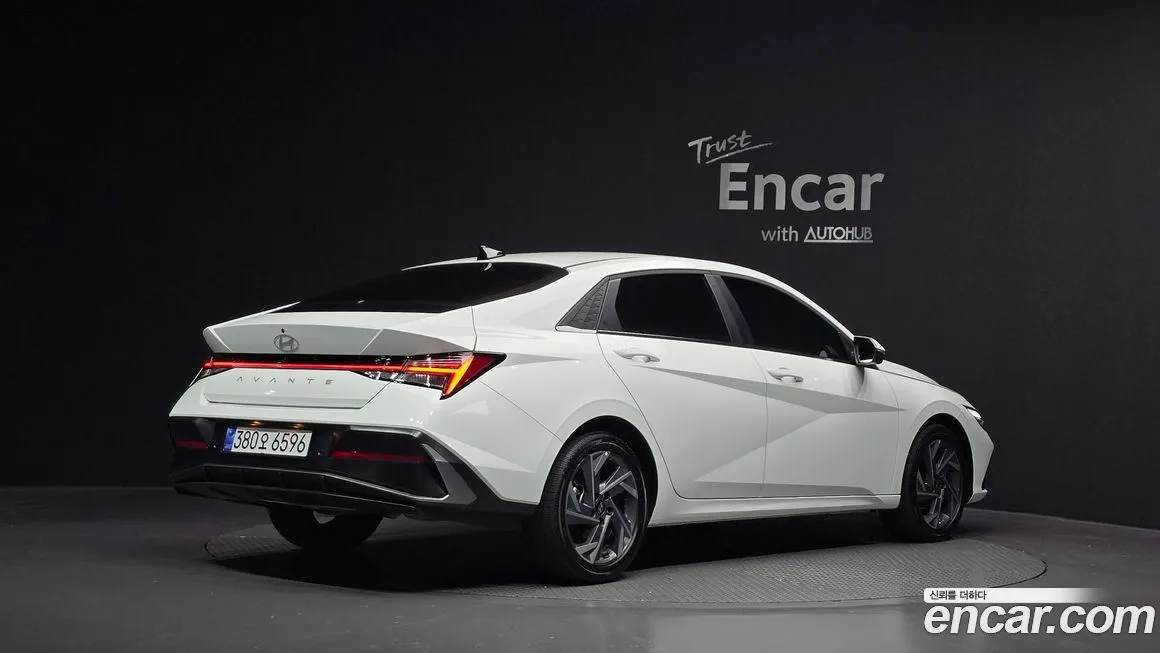 Hyundai AVANTE — фото 2