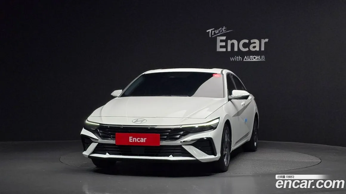 Hyundai AVANTE — фото 3