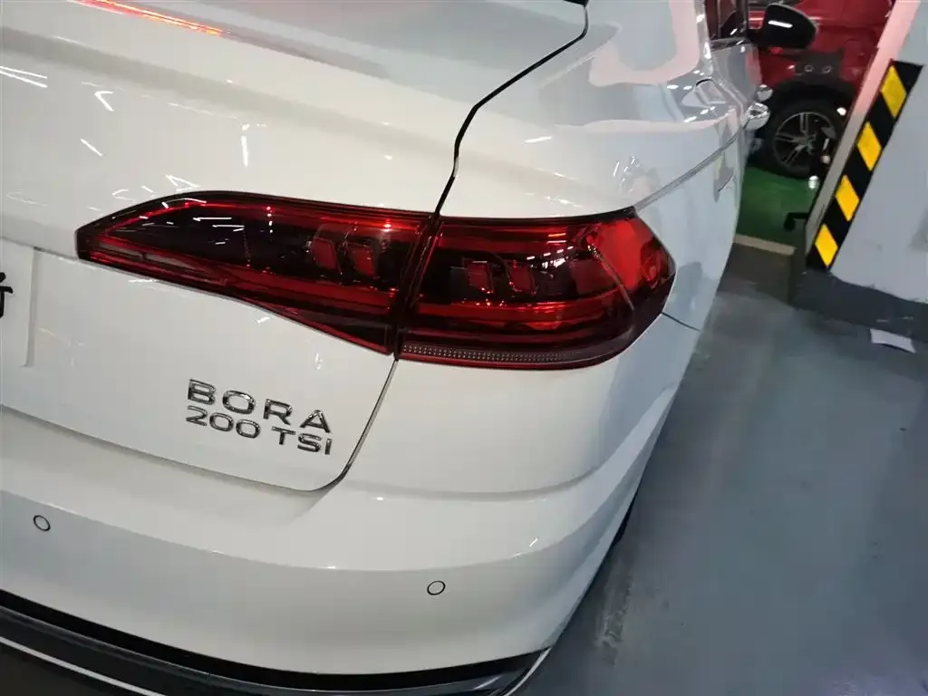 Volkswagen Bora 2023 из CN, фото 8
