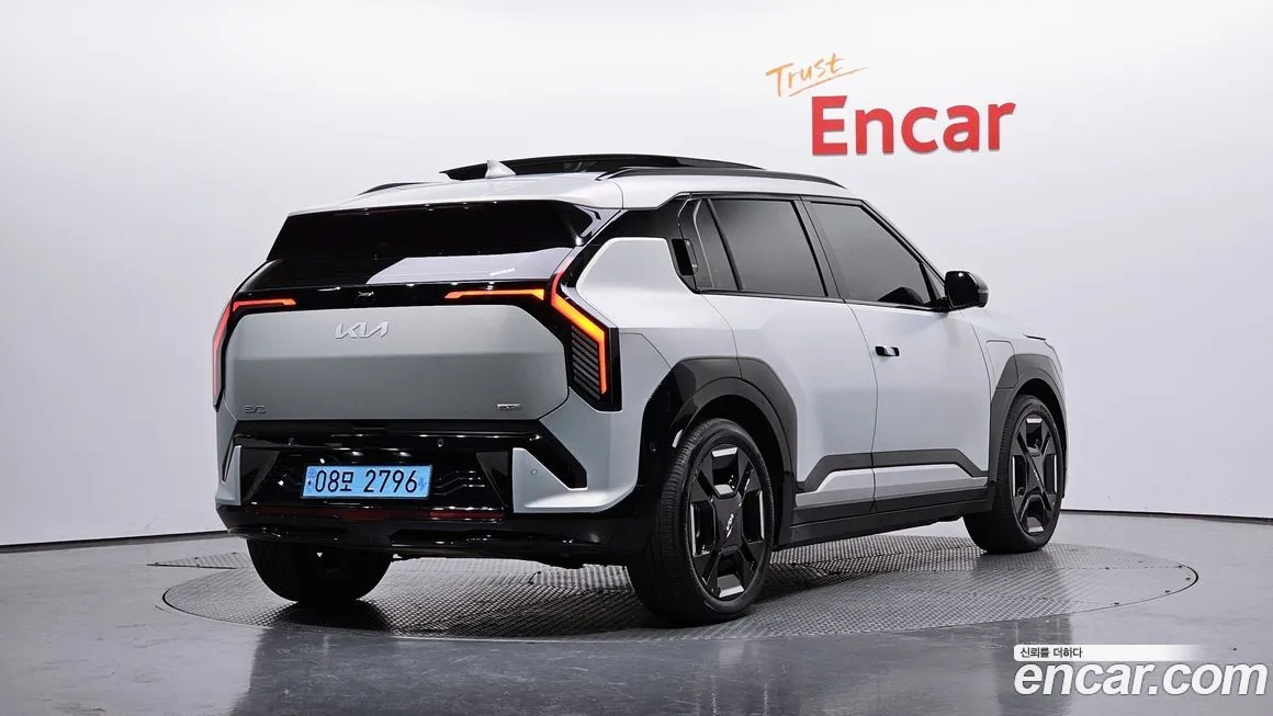Kia EV3 — фото 2