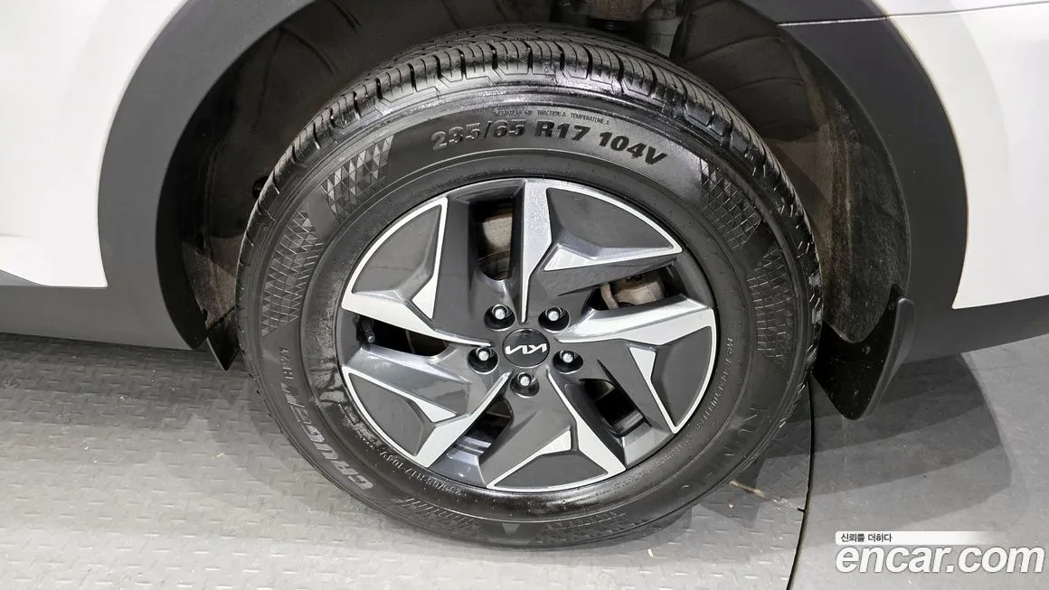 Kia Sorento — фото 5