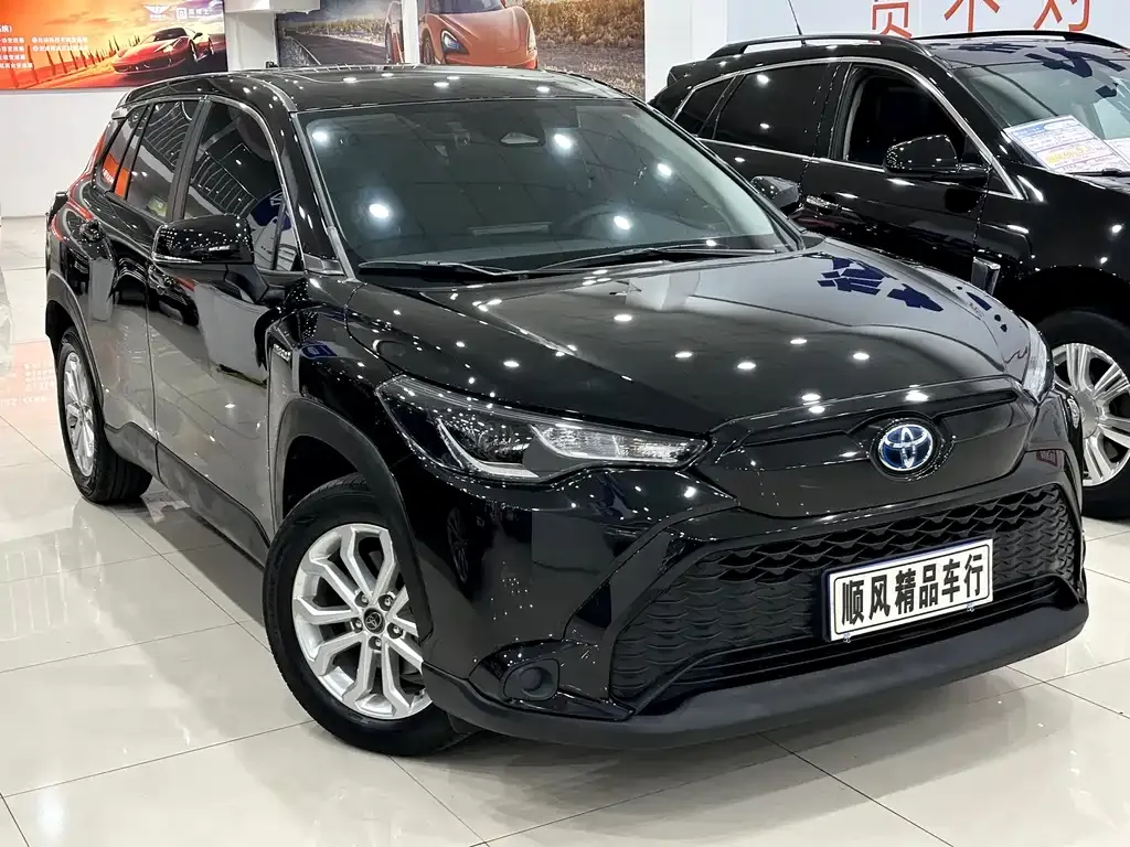 Toyota Frontlander 2023 из CN, фото 3