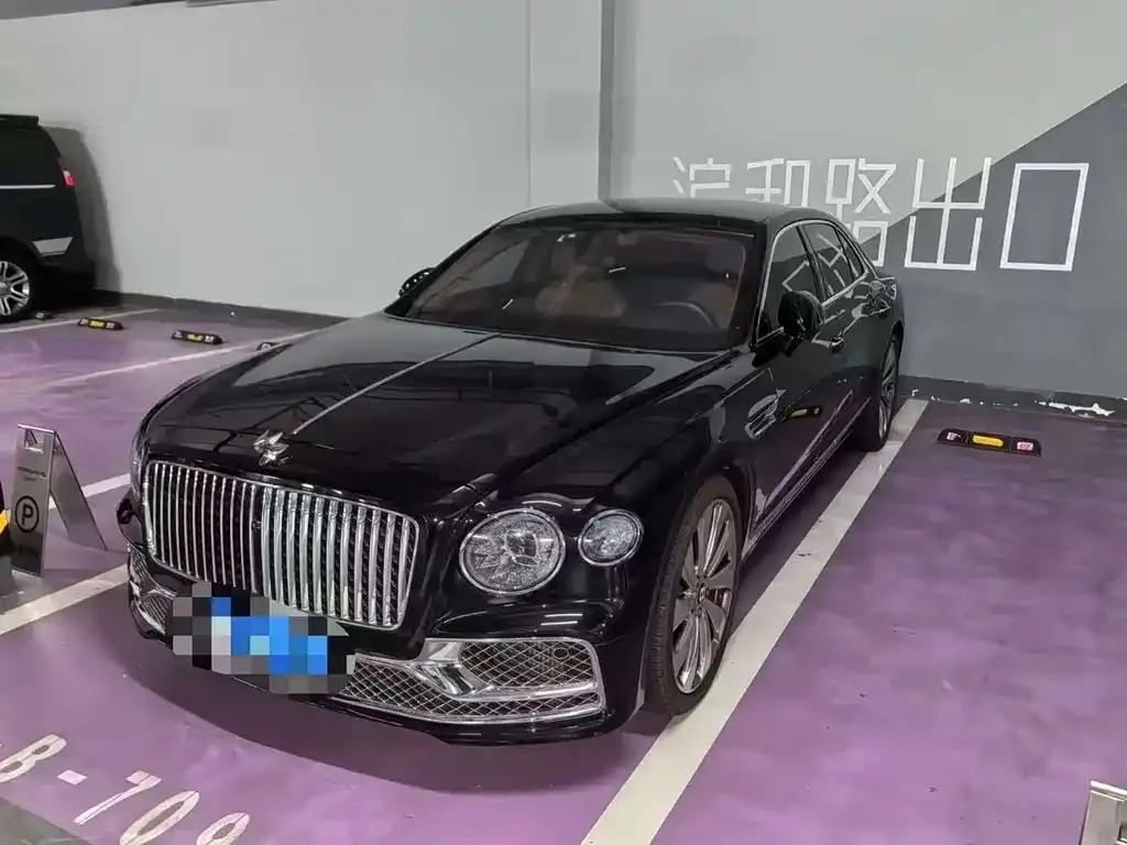 Bentley Flying Spur 2022 из CN, фото 1