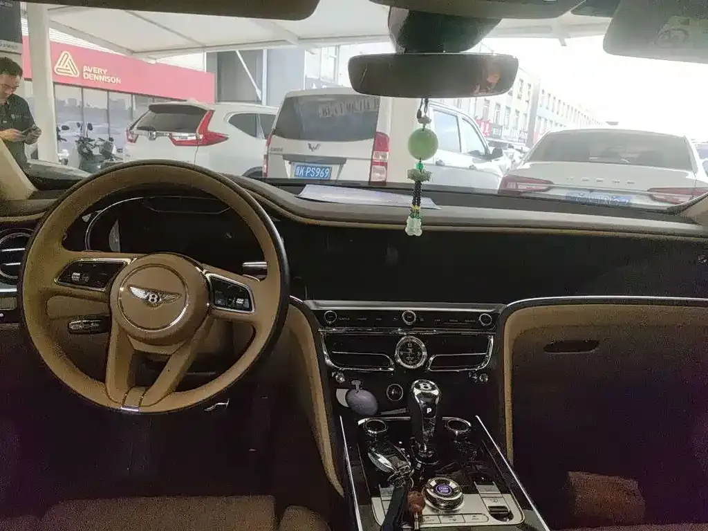 Bentley Flying Spur 2022 из CN, фото 2