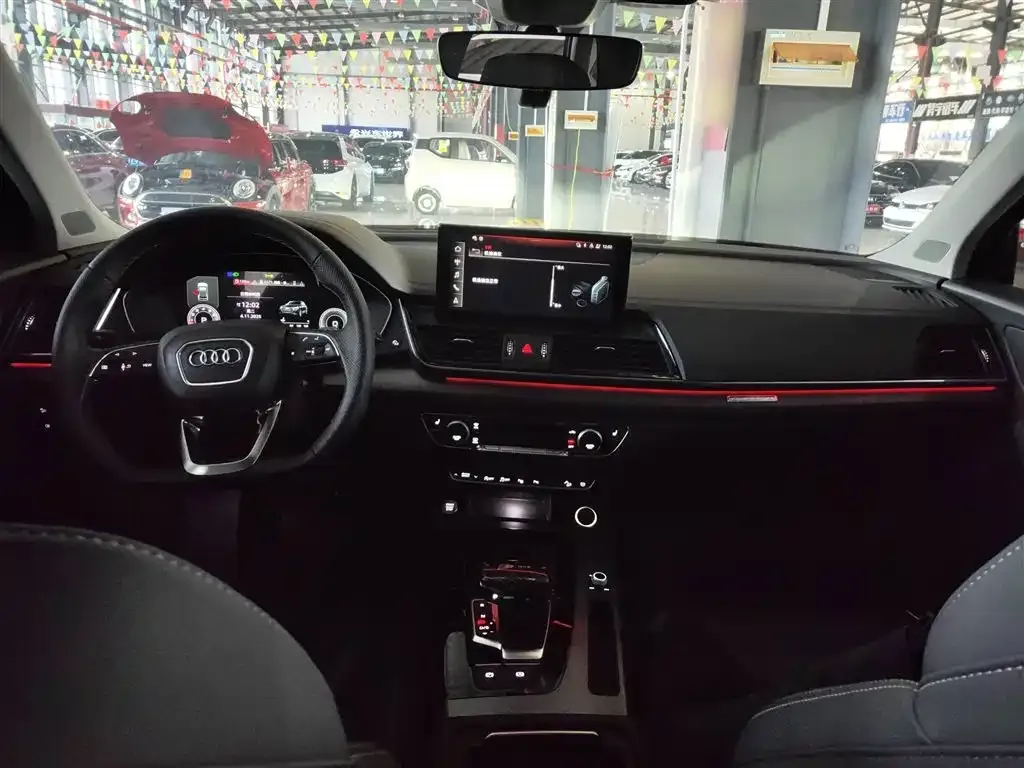 Audi Q5L 2022 из CN, фото 10