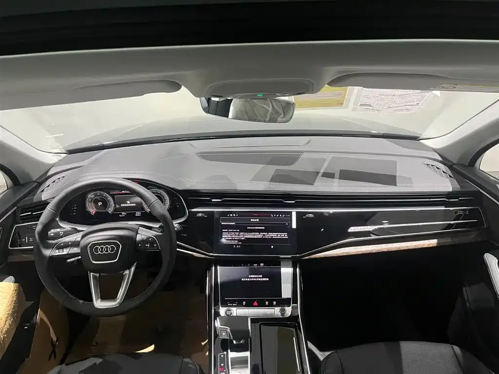 Audi Q7 2025 из CN, фото 6