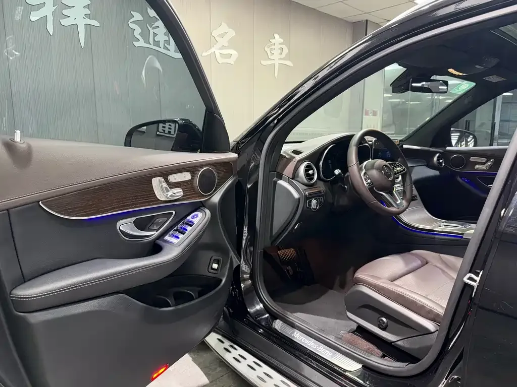 Mercedes-Benz GLC 2023 из CN, фото 4