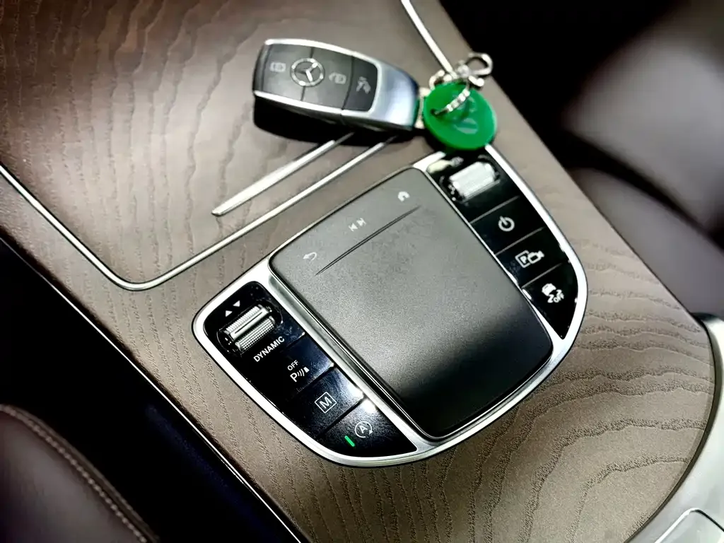 Mercedes-Benz GLC 2023 из CN, фото 9