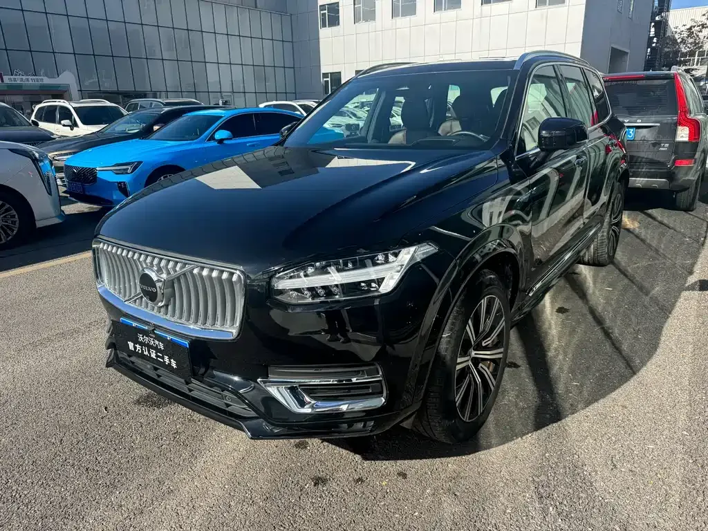 Volvo XC90 2023 из CN, фото 1