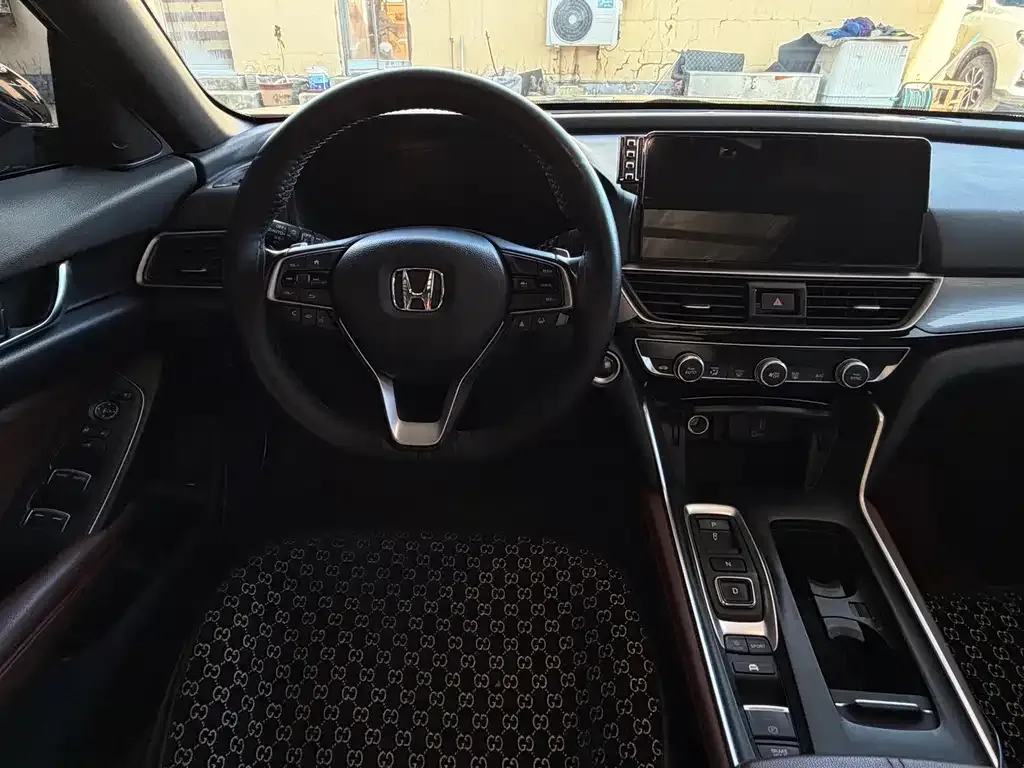 Honda Inspire — фото 10