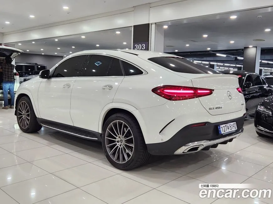 Mercedes-Benz GLE-Class — фото 2