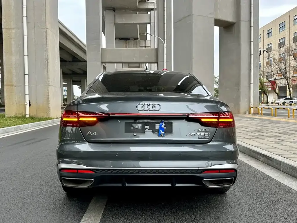 Audi A4L 2022 из CN, фото 6